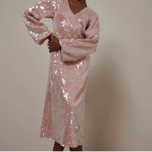 open lace back dress RENT River Island Pink Check Sequin Mini Dress (RRP £90)